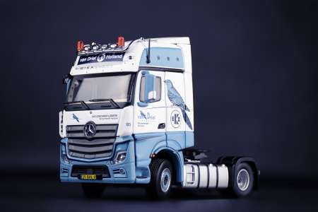 Actros GigaSpace 4x2