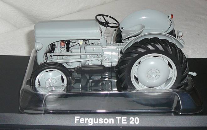 TE20 -Erste graue Fergie-