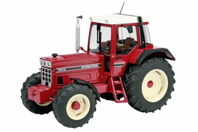 1455 XL Tractor