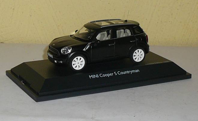 Cooper S Countryman Absolute Black