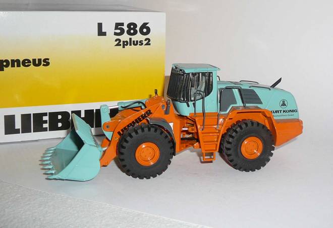 L 586 2plus2