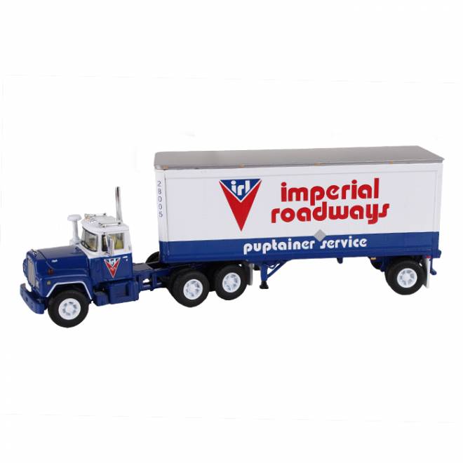 R Model ‘Imperial Roadways Ltd.‘ with 28‘ Pup Trailer