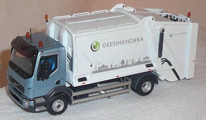 Müllwagen -GeesinkNorba-