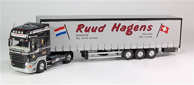 R-500 V8 Topline Sattelzugmaschine mit -Ruud Hagens-
