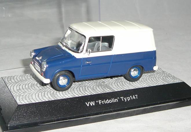 Typ 147 -Fridolin- Farbe blau-weiß