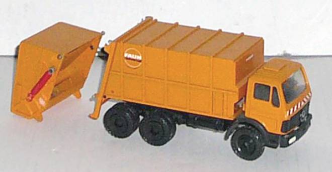 FaunUniversal Müllfahrzeug Heckteil defekt Bastlermodell (ohne Karton/without box)