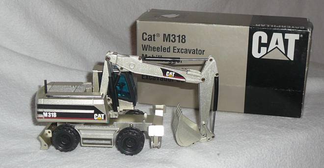 Mobilbagger M 318 in silber