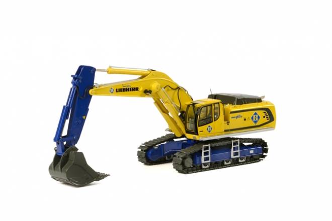R970 SME Excavator