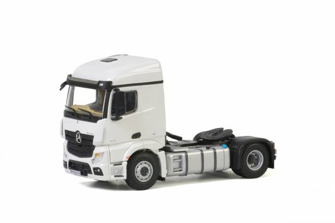 ACTROS MP4 2.300 MM COMPACT SPACE 4x2