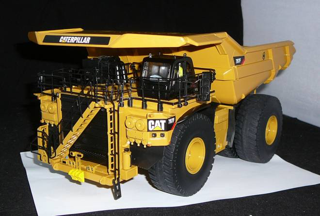 797F Mining Truck - Tier 4