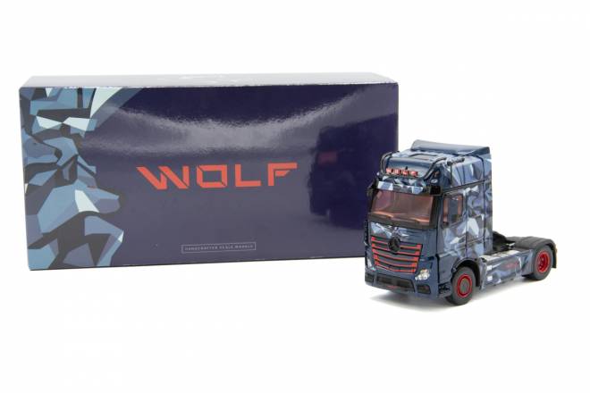 Actros Gigaspace 4x2 Limited Specials '-Actros Wolf-