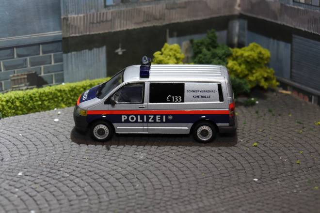 Transporter Schwerverkerrs-Kontrolle Polizei Österreich