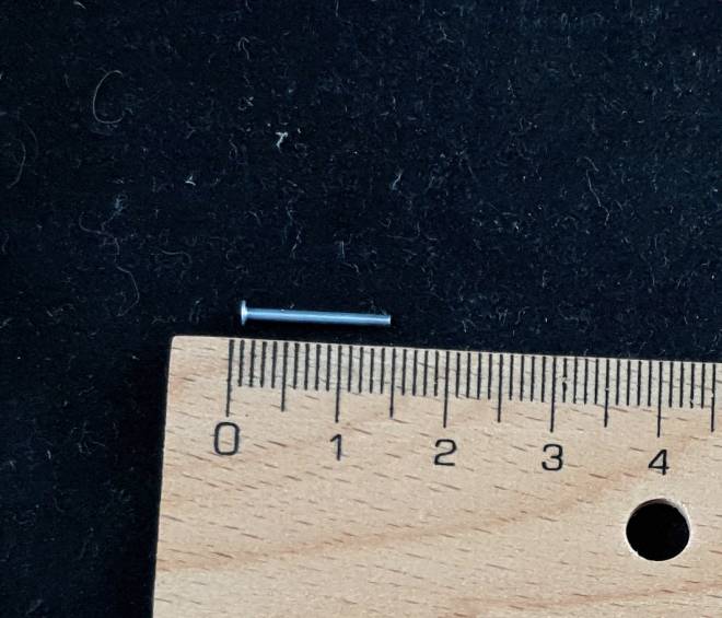 Pin 1,5 cm  087